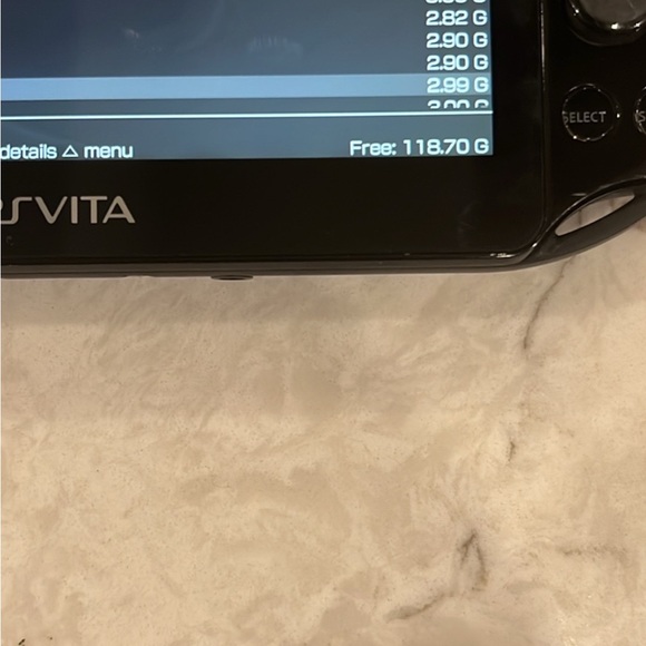 Sony Ps Vita 2001 lots of games - Picture 2 of 3